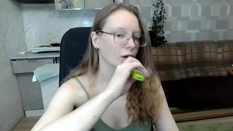 Snapshot of meowcr chatting on September 2025 01:01:01 PM meowcr online show from September 2025 01:01:01 PM