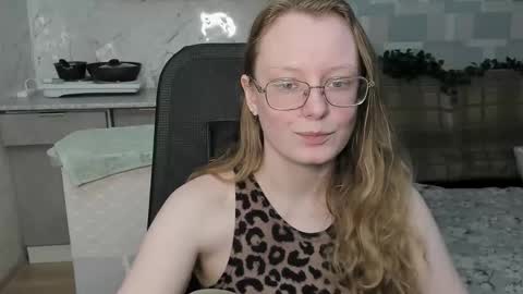 Snapshot of meowcr chatting on October 2025 07:48:01 PM meowcr online show from October 2025 07:48:01 PM