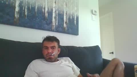 Mercedes190d online show from November 2025 08:00:01 PM