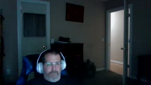 Snapshot of mercer1977 chatting on September 2025 03:45:01 PM mercer1977 online show from September 2025 03:45:01 PM