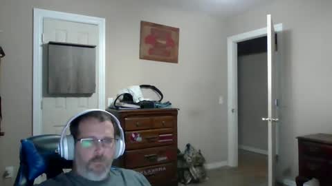 Snapshot of mercer1977 chatting on September 2025 09:58:01 AM mercer1977 online show from September 2025 09:58:01 AM