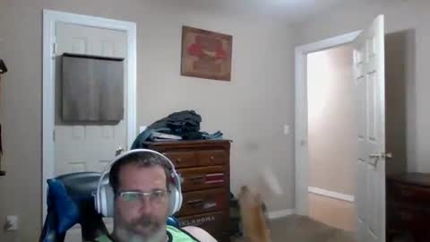 Snapshot of mercer1977 chatting on October 2025 01:43:02 PM mercer1977 online show from October 2025 01:43:02 PM