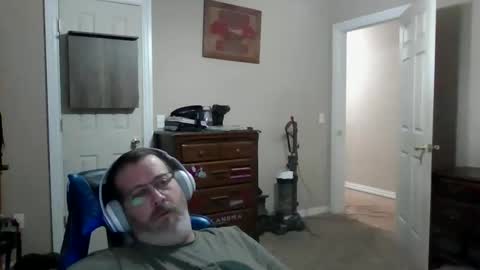 Snapshot of mercer1977 chatting on November 2025 01:31:01 PM mercer1977 online show from November 2025 01:31:01 PM