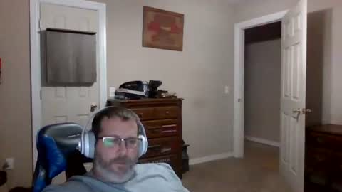 Snapshot of mercer1977 chatting on November 2025 12:15:02 PM mercer1977 online show from November 2025 12:15:02 PM