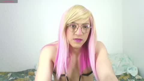 MERCIE online show from October 2025 02:36:02 AM