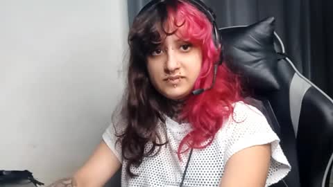 mercyclarice online show from April 2026 06:20:01 PM