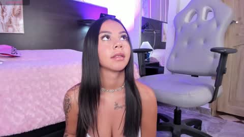 Snapshot of meredith_spencer chatting on January 2025 08:06:02 PM meredith_spencer online show from January 2025 08:06:02 PM