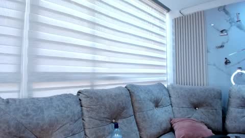 Snapshot of meredith_spencer chatting on February 2025 10:09:01 PM meredith_spencer online show from February 2025 10:09:01 PM