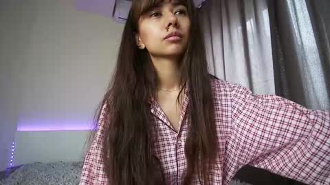 meriannabell online show from November 2025 01:21:02 PM