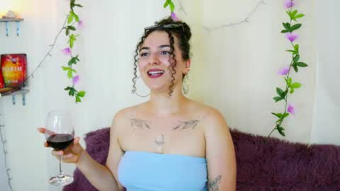 Merida Bell online show from March 2025 07:19:02 AM