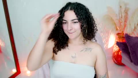 Merida Bell online show from May 2026 10:16:02 PM
