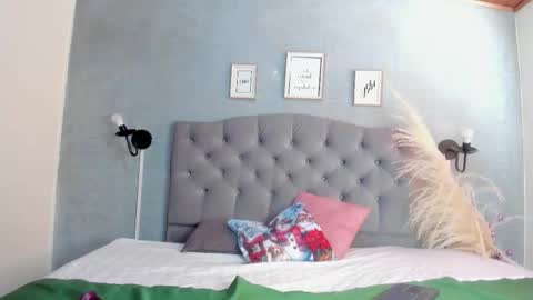 Snapshot of meridalane chatting on December 2025 02:44:02 PM meridalane online show from December 2025 02:44:02 PM