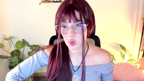 Snapshot of meridaxbrave_ chatting on September 2025 01:42:01 AM laura 3 i am independent model online show from September 2025 01:42:01 AM