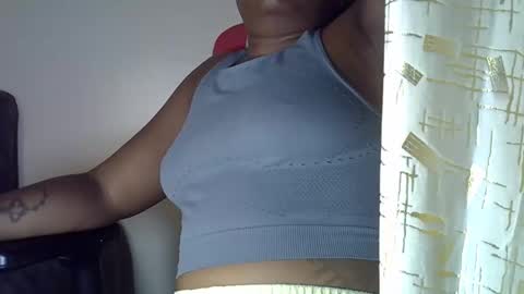 Snapshot of merimella1 chatting on January 2026 08:33:01 PM merimella1 online show from January 2026 08:33:01 PM