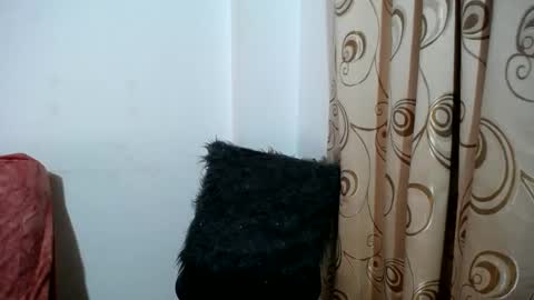 Merlina online show from March 2025 04:49:01 PM