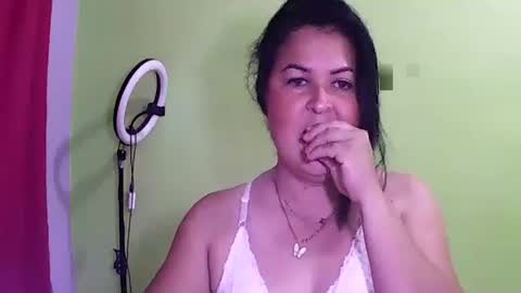 Snapshot of merlis0x chatting on November 2025 01:16:01 AM merlis0x online show from November 2025 01:16:01 AM