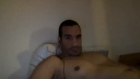 Snapshot of meroll3 chatting on November 2025 03:56:02 PM meroll3 online show from November 2025 03:56:02 PM