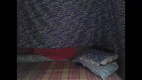 merry_cutejoy online show from December 2025 01:03:01 AM