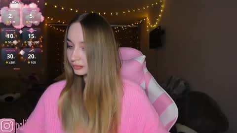 Snapshot of merryl_clark chatting on February 2026 02:15:02 PM Sara online show from February 2026 02:15:02 PM