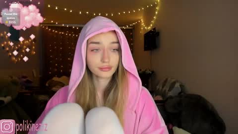 Snapshot of merryl_clark chatting on February 2026 02:22:02 PM Sara online show from February 2026 02:22:02 PM