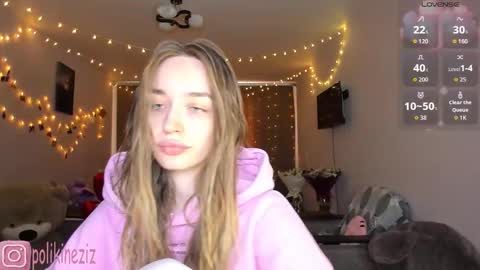 Snapshot of merryl_clark chatting on February 2026 12:47:02 PM Sara online show from February 2026 12:47:02 PM