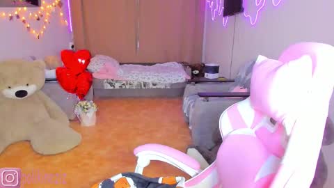 Snapshot of merryl_clark chatting on February 2026 02:48:02 PM Sara online show from February 2026 02:48:02 PM