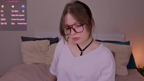 Snapshot of merrylandinside chatting on February 2026 03:34:02 AM Marie online show from February 2026 03:34:02 AM