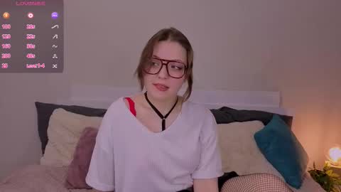 Snapshot of merrylandinside chatting on February 2026 04:17:02 AM Marie online show from February 2026 04:17:02 AM