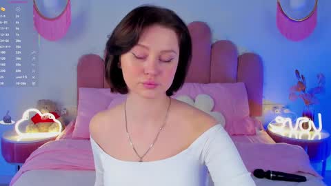 Anna online show from March 2025 06:21:01 AM