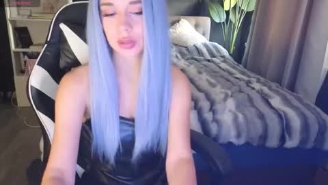 vollmond online show from October 2025 05:37:01 AM