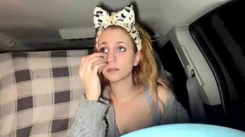 Snapshot of mezzy69 chatting on January 2025 08:35:02 AM mezzy69 online show from January 2025 08:35:02 AM