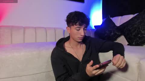 MATHIAS online show from May 2026 05:04:01 AM