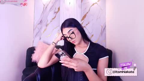 Snapshot of mhia_kate chatting on May 2026 12:22:02 PM Mhia Kate online show from May 2026 12:22:02 PM