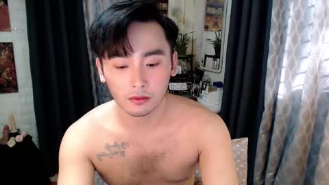 Snapshot of mhikael chatting on September 2025 07:53:01 AM Mhikael online show from September 2025 07:53:01 AM
