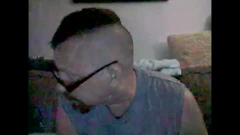 mhitch924 online show from May 2026 01:57:16 AM