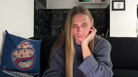 Snapshot of mi_chyort chatting on January 2026 05:04:01 PM Misha online show from January 2026 05:04:01 PM