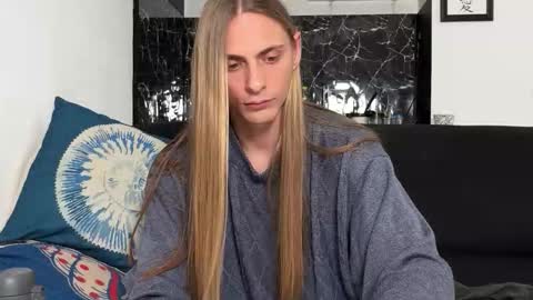 Snapshot of mi_chyort chatting on February 2026 04:46:01 PM Misha online show from February 2026 04:46:01 PM