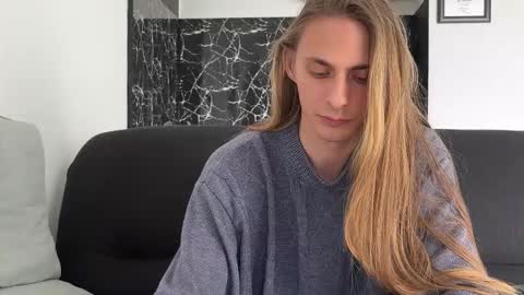 Snapshot of mi_chyort chatting on February 2026 11:09:02 AM Misha online show from February 2026 11:09:02 AM