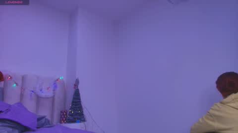 Emi online show from December 2025 07:08:02 PM