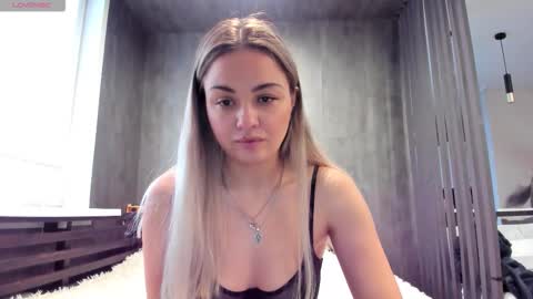 Snapshot of mia___mur chatting on November 2025 03:05:01 AM Mia online show from November 2025 03:05:01 AM