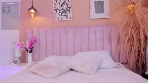 Snapshot of mia__bailey_ chatting on July 2026 08:02:01 PM mia__bailey_ online show from July 2026 08:02:01 PM