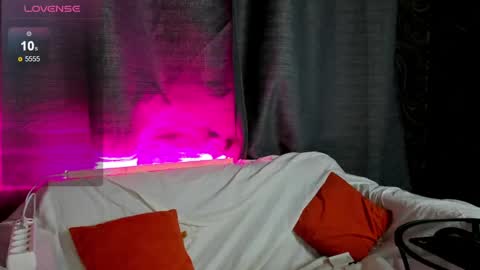 Snapshot of mia__caprice chatting on February 2025 08:39:02 AM Mia GMT7 Mon Tue Wen Thur 1000am-0300pm Sat 0300am-0900am online show from February 2025 08:39:02 AM