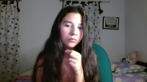 Mia online show from February 2025 11:16:02 PM