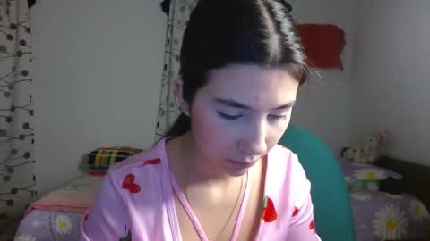 Mia online show from February 2025 11:36:02 PM