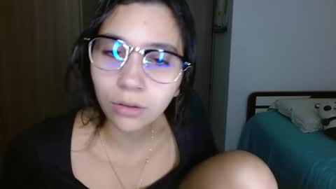 Mia online show from February 2026 09:11:02 PM