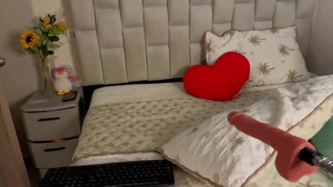 Mia adams  online show from May 2026 08:39:02 PM