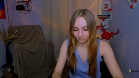 Mia online show from March 2026 01:38:01 PM