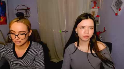 Mia online show from March 2026 10:07:01 AM