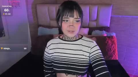 Mia online show from May 2026 04:19:01 AM