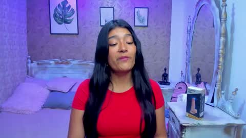 Mia online show from February 2026 01:54:02 PM